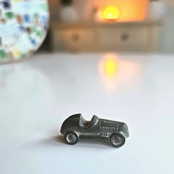 Vintage Monopoly Board Game Replacement Tokens, 6 Movers - Picture 10 of 11